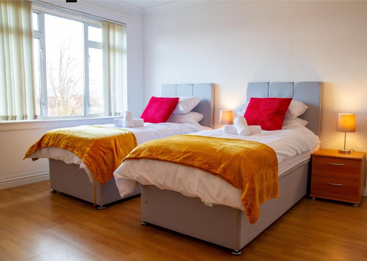 Carvetii - Derwent House - Spacious 2nd floor flat Grangemouth Buitenkant foto